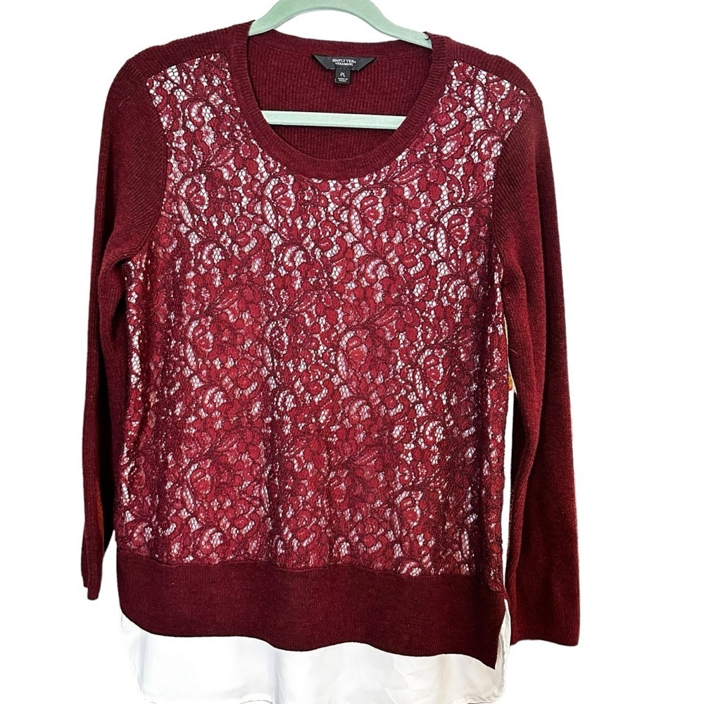 🔴5 for $40 SALE! 
Simply Vera Verwang maroon lace sweater faux undershirt s PL